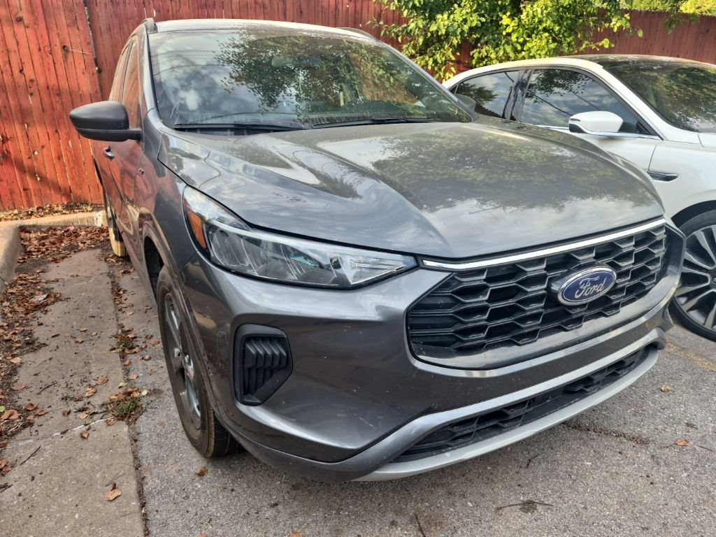 Certified 2024 Ford Escape ST-Line AWD/4WD image 22