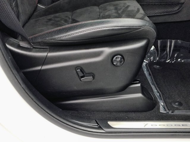 Used 2023 Dodge Durango R/T AWD/4WD image 33