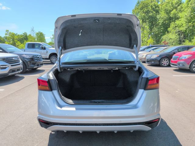 Used 2024 Nissan Altima 2.5 SV FWD image 14