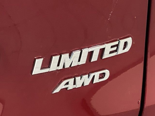 Used 2021 Toyota RAV4 Limited image 7