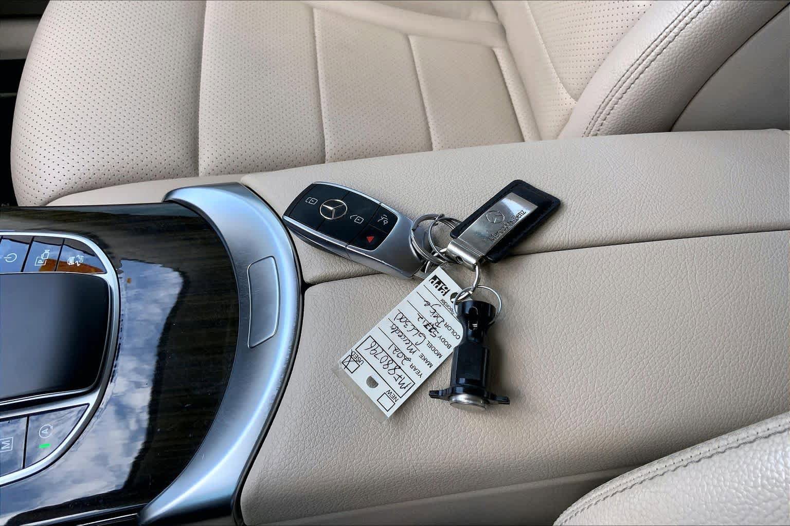 Used 2021 Mercedes-Benz GLC 300 image 13
