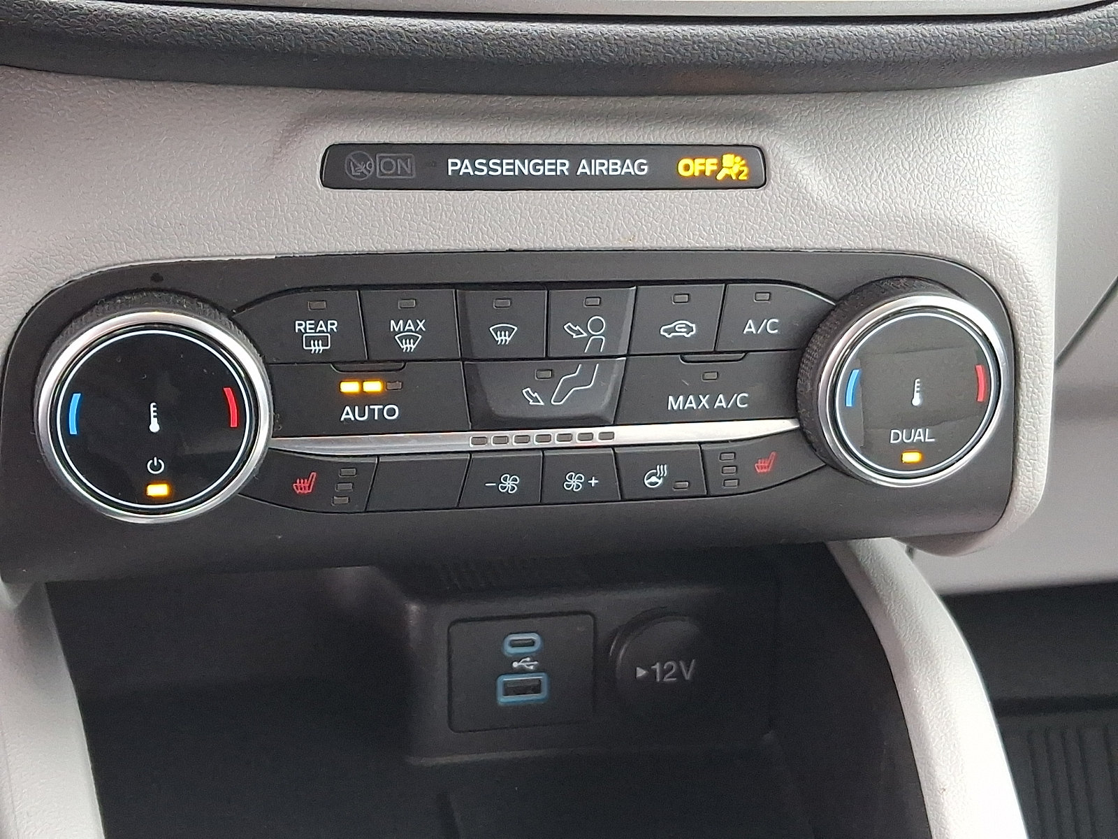 Certified 2023 Ford Escape Active AWD/4WD image 16