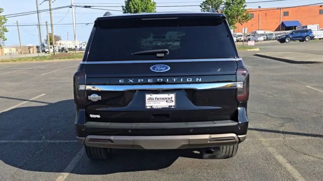 Certified 2024 Ford Expedition King Ranch AWD/4WD image 5