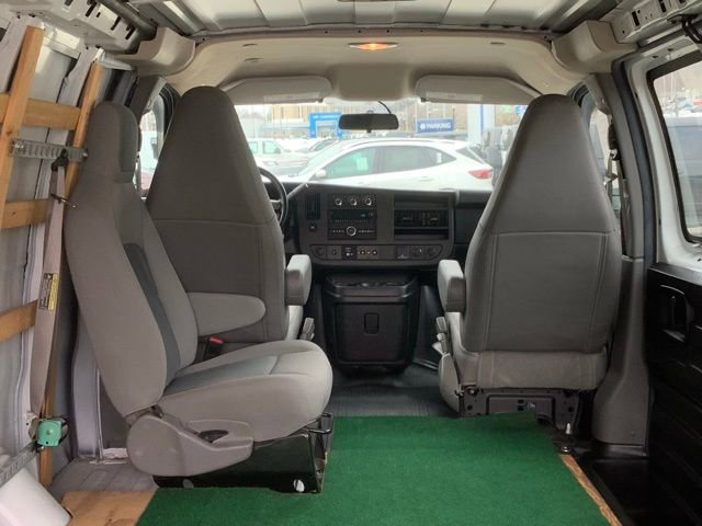 Used 2019 Chevrolet Express 2500 w/ Driver Convenience Package RWD image 29