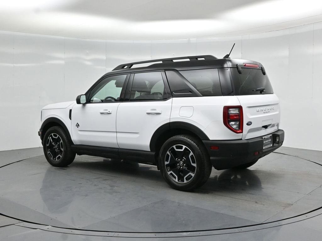 Certified 2022 Ford Bronco Sport Outer Banks w/ Tech Package AWD/4WD image 7