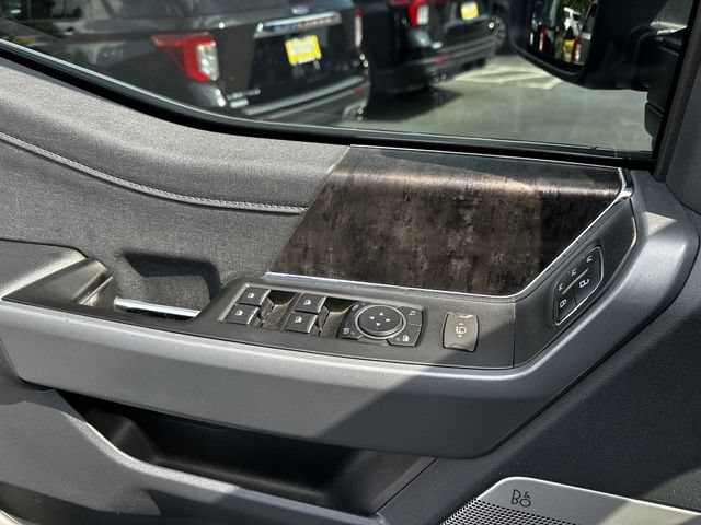 Certified 2023 Ford F250 Lariat w/ Lariat Ultimate Package AWD/4WD image 32
