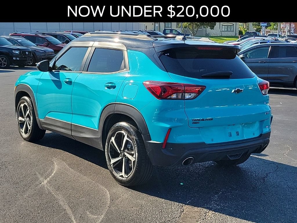 Used 2021 Chevrolet TrailBlazer RS w/ Sun and Liftgate Package AWD/4WD image 3