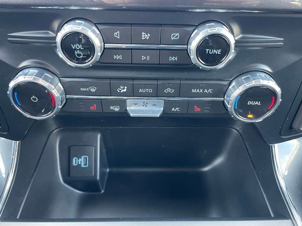 Certified 2022 Ford F150 XLT w/ Equipment Group 302A High image 14