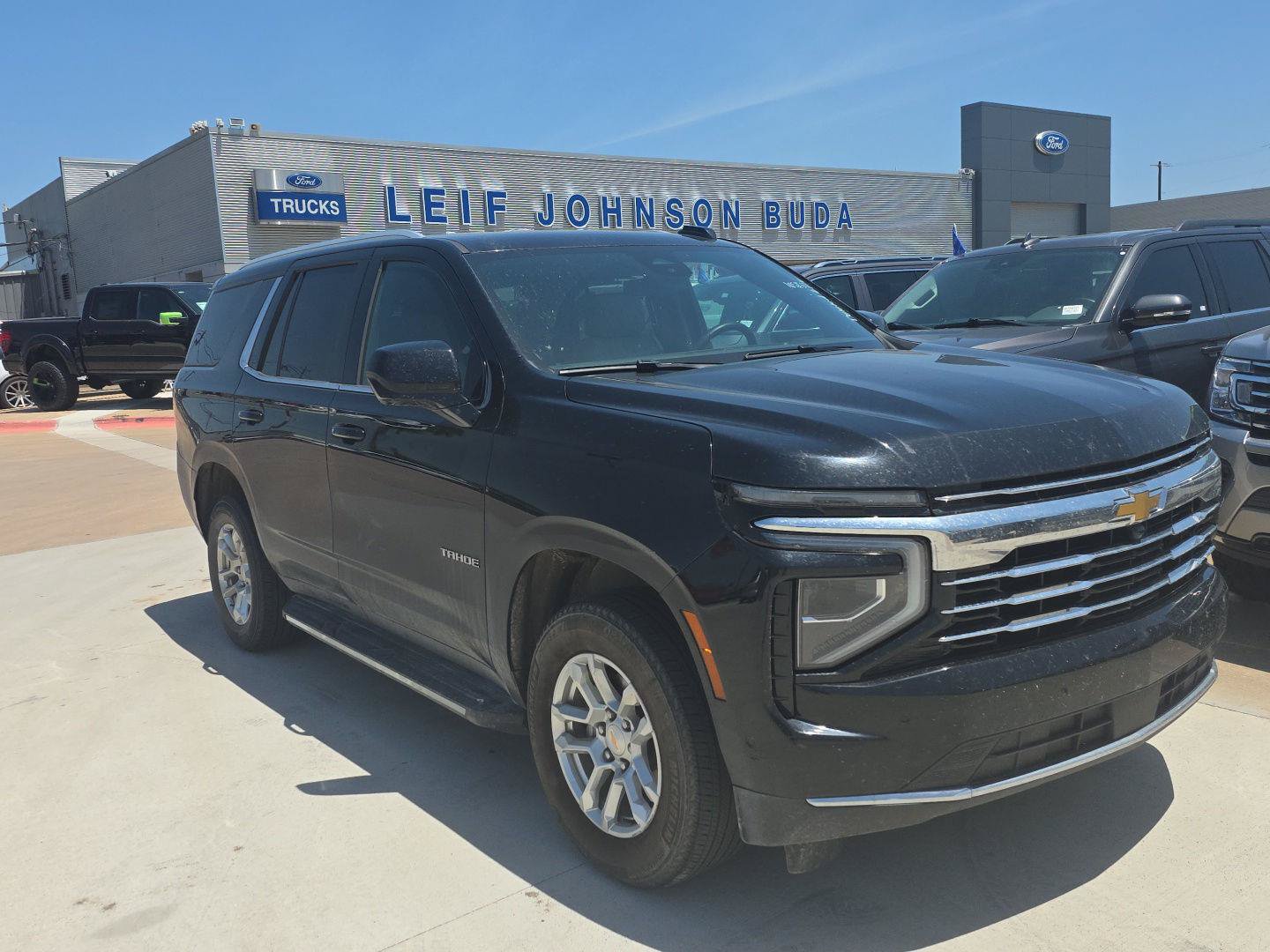 Used 2025 Chevrolet Tahoe LT RWD image 8