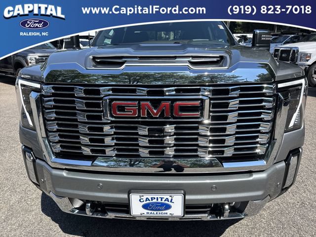 Used 2025 GMC Sierra 2500 Denali w/ Denali Reserve Package AWD/4WD image 10