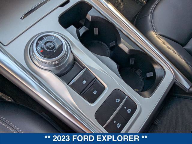 Certified 2023 Ford Explorer XLT w/ Equipment Group 202A image 19