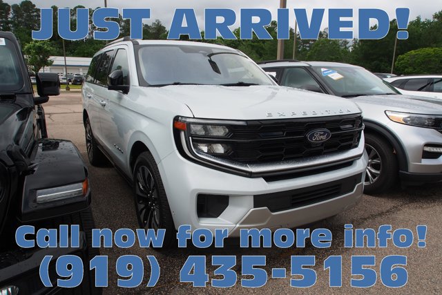Certified 2025 Ford Expedition Platinum w/ Driver's Package AWD/4WD image 1