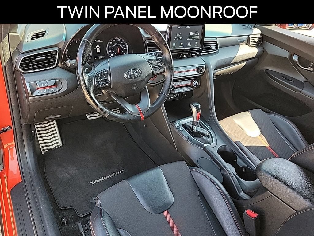 Used 2019 Hyundai Veloster Turbo FWD image 16