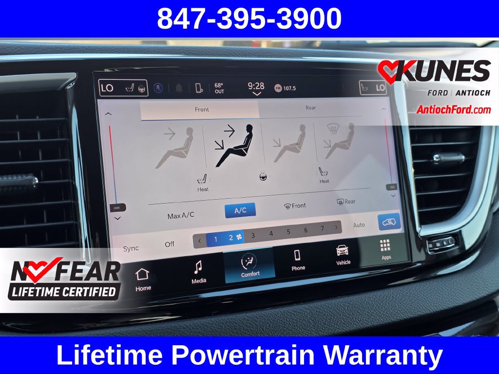 Used 2024 Chrysler Pacifica Touring-L FWD image 47