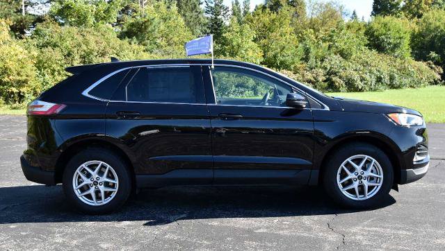 Certified 2023 Ford Edge SEL w/ Convenience Package AWD/4WD image 2