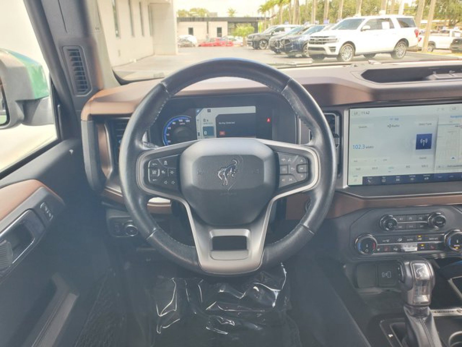 Certified 2022 Ford Bronco Outer Banks AWD/4WD image 15