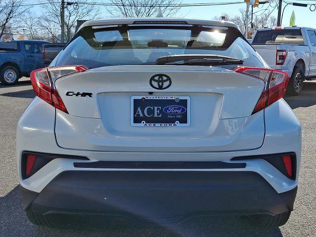 Used 2020 Toyota C-HR LE image 4
