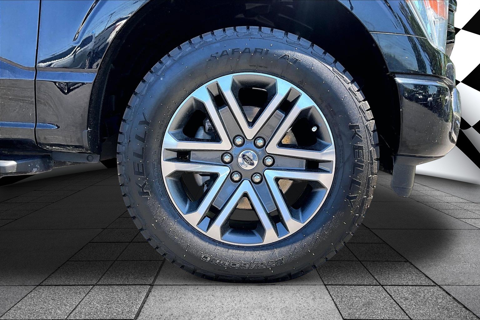 Certified 2022 Ford F150 XL w/ STX Appearance Package AWD/4WD image 8