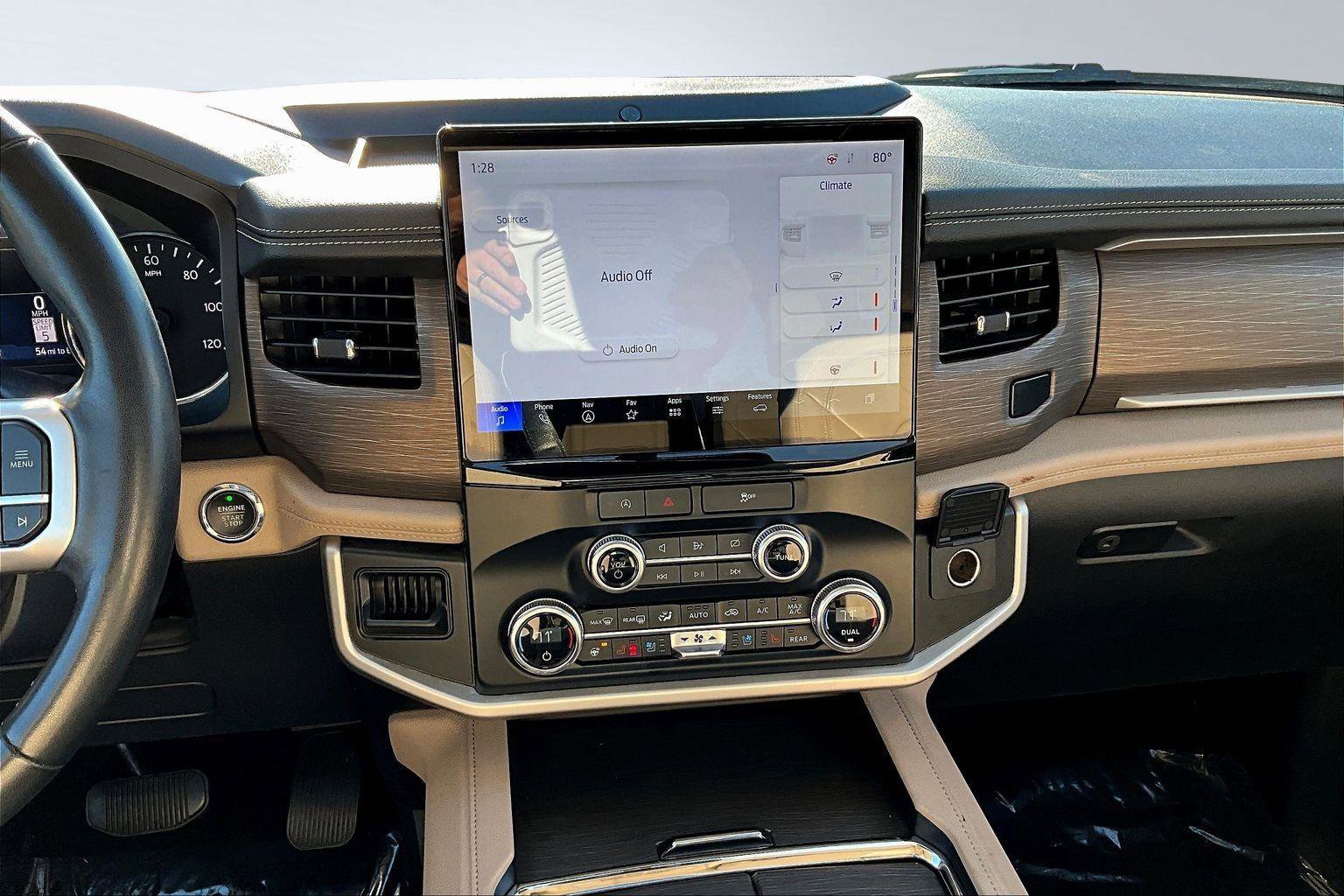 Certified 2024 Ford Expedition Limited image 8