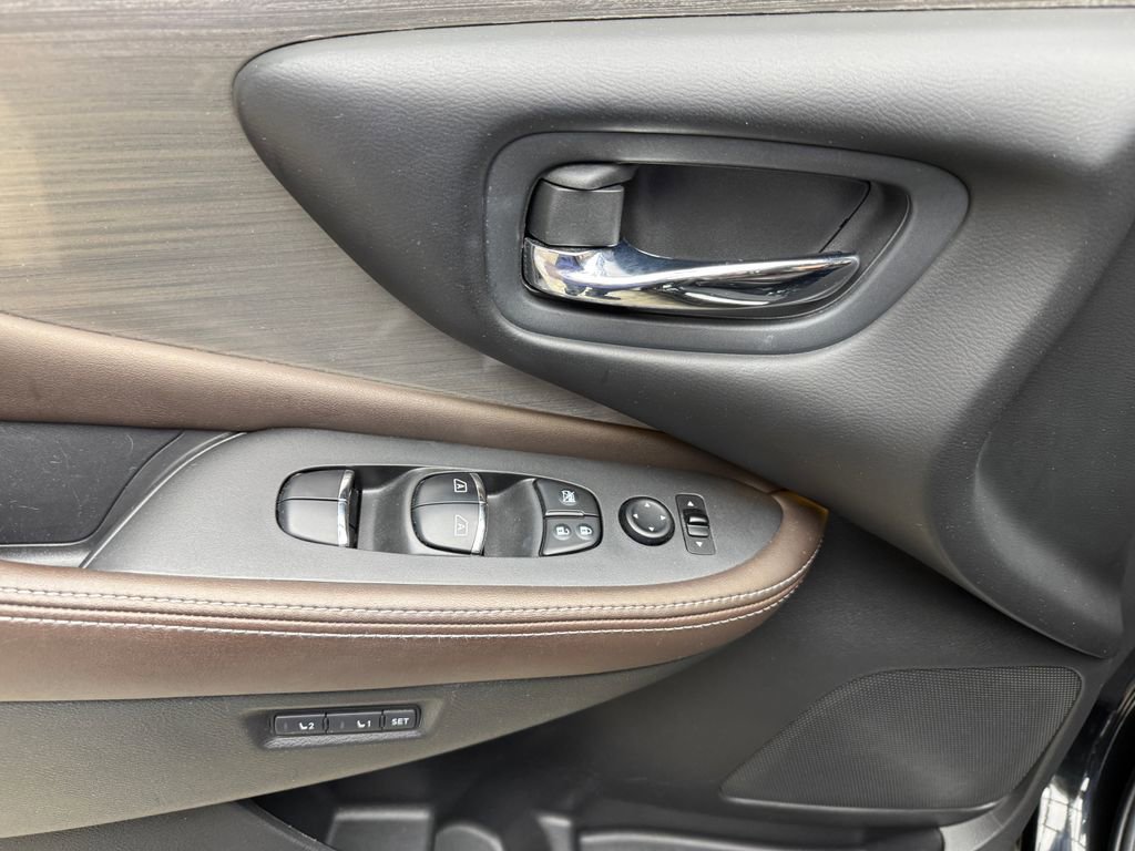 Used 2017 Nissan Murano SL w/ SL Technology Package image 12