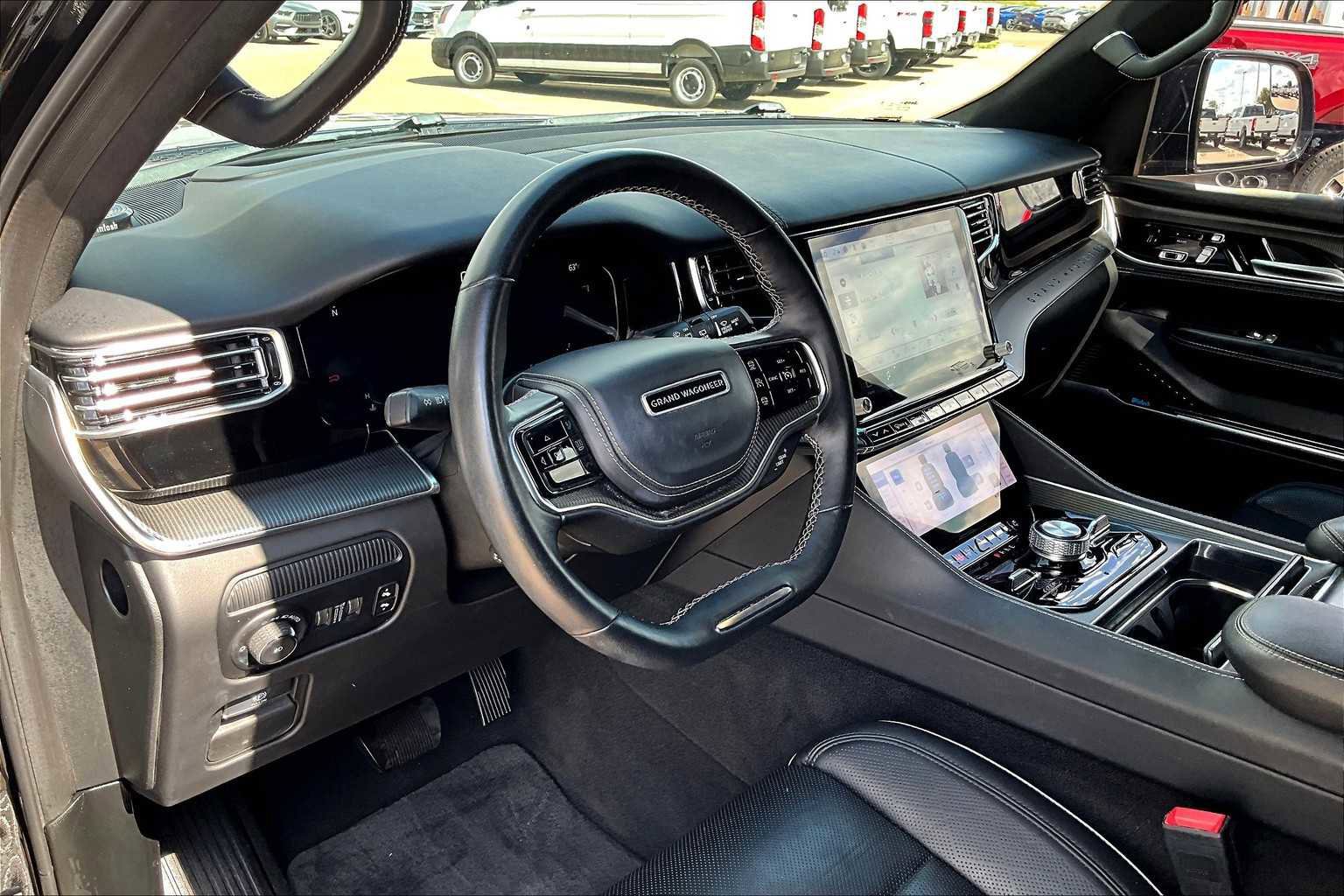 Used 2022 Jeep Grand Wagoneer Series II image 16