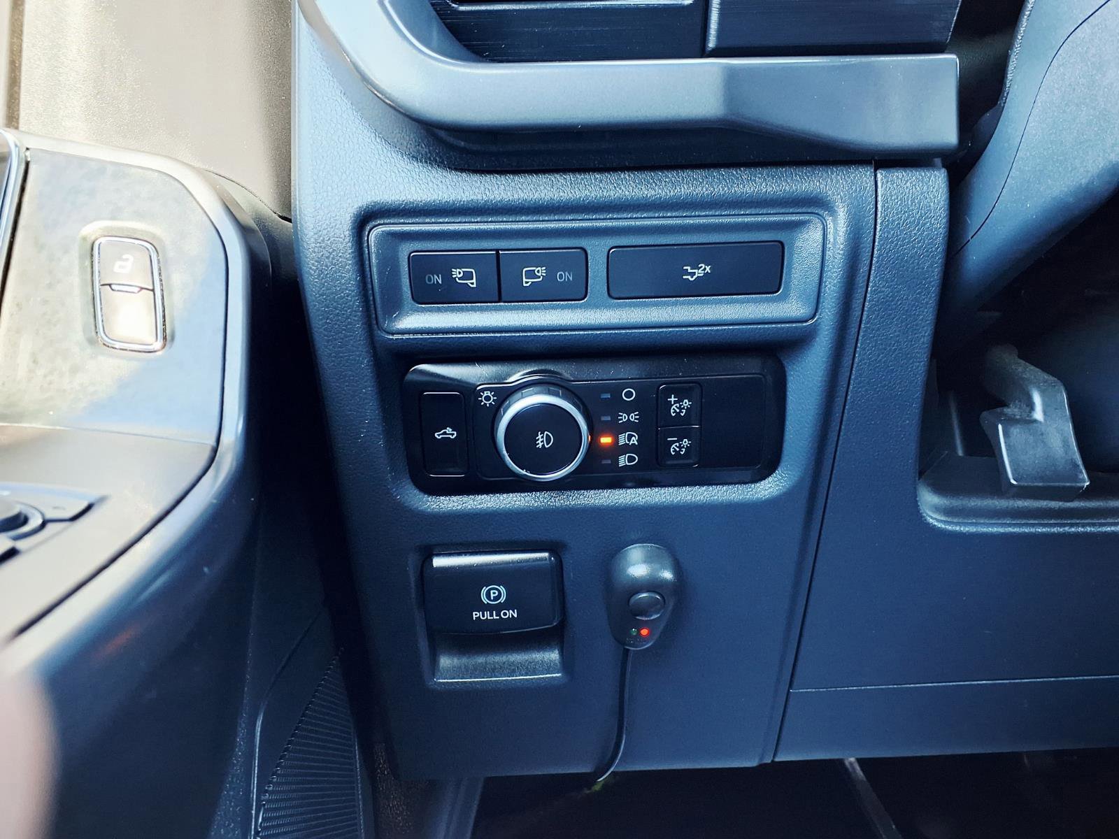 Certified 2024 Ford F150 XLT w/ Equipment Group 302A MID image 27