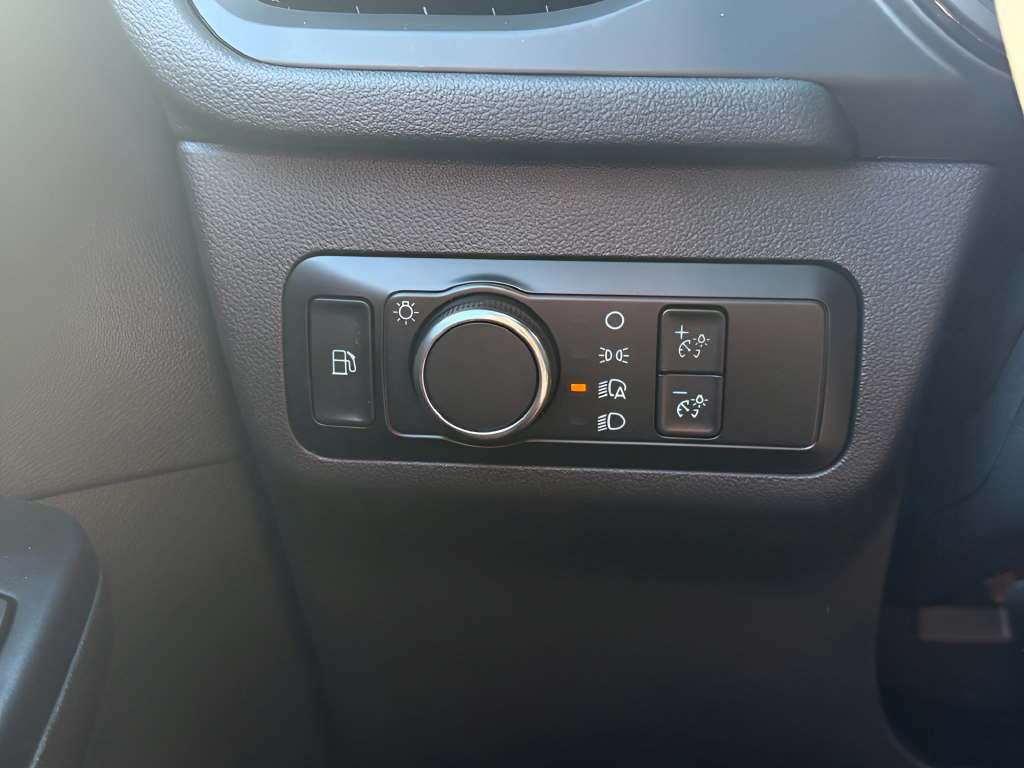 Certified 2025 Ford Escape ST-Line w/ Equipment Group 301A FWD image 22