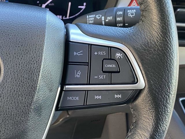 Used 2022 Toyota Sienna XLE image 23