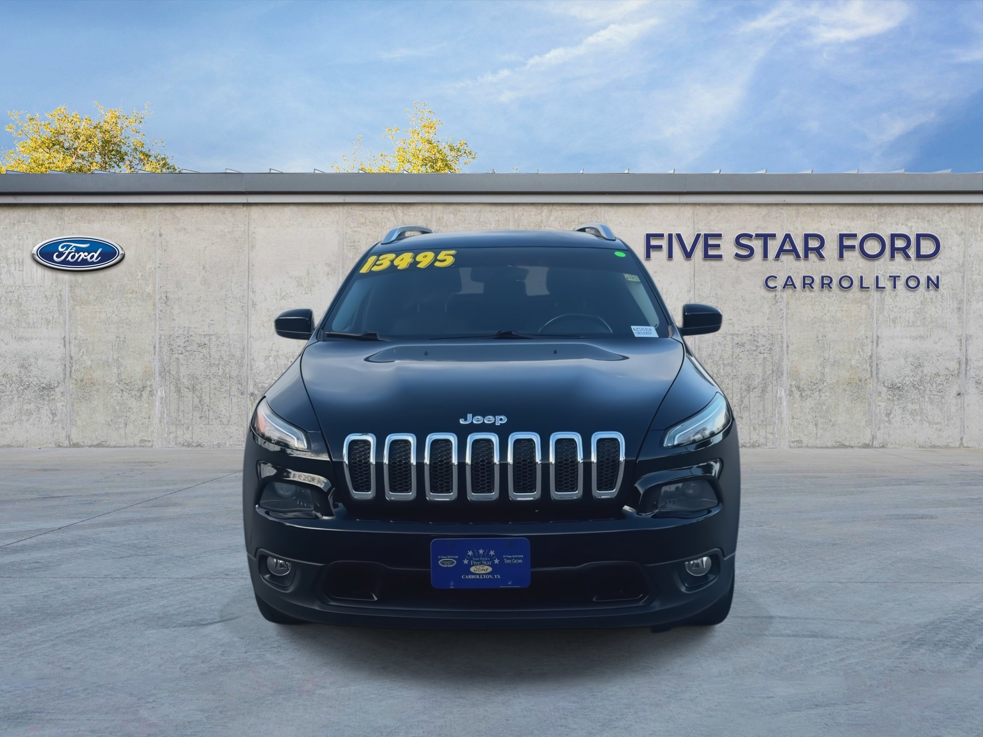Used 2018 Jeep Cherokee Latitude Plus FWD image 3