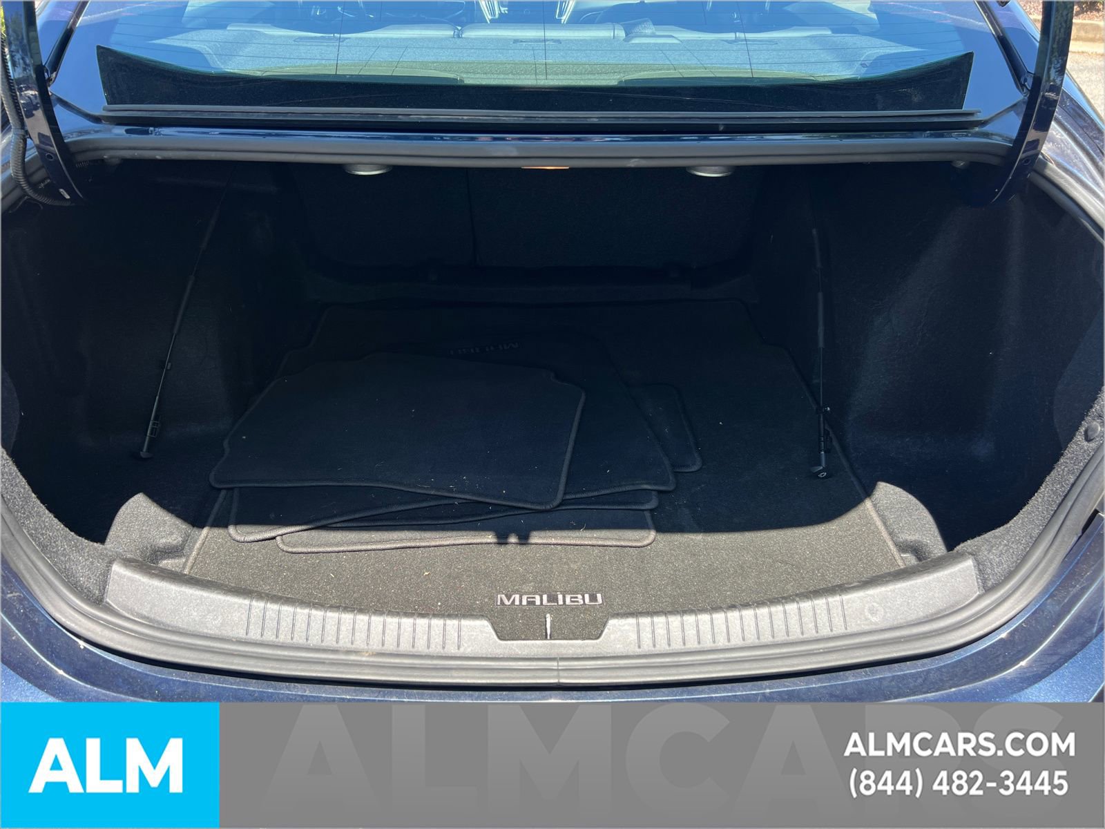 Used 2017 Chevrolet Malibu Premier w/ Premier Sun and Wheel Package FWD image 23