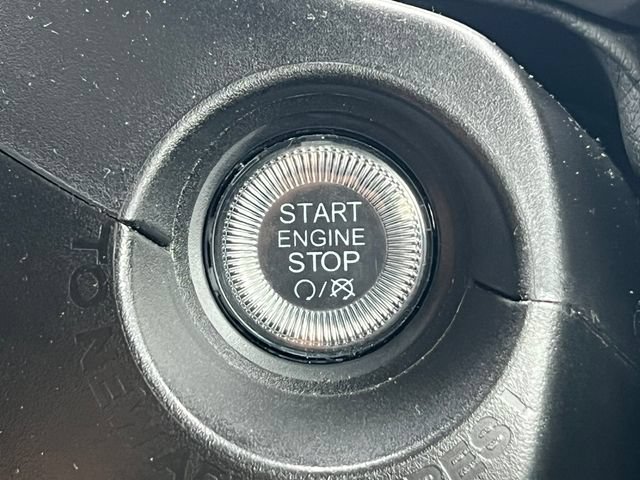 Used 2023 Jeep Renegade Altitude w/ Convenience Group I AWD/4WD image 9