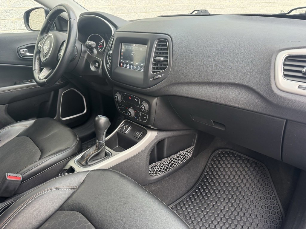 Used 2021 Jeep Compass Latitude w/ Convenience Group image 17