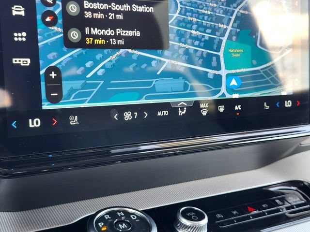 Certified 2025 Ford Expedition Active AWD/4WD image 24