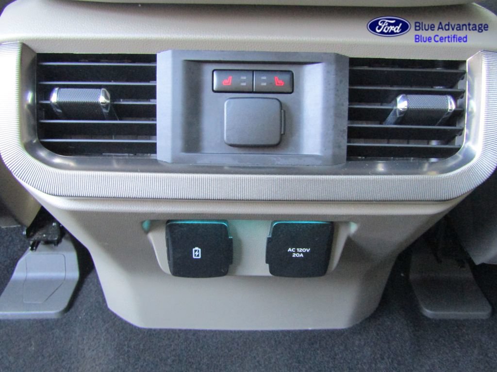 Certified 2024 Ford F150 Platinum w/ Equipment Group 703A Plus AWD/4WD image 31