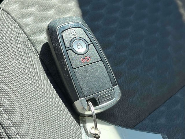 Certified 2020 Ford Escape SE AWD/4WD image 39