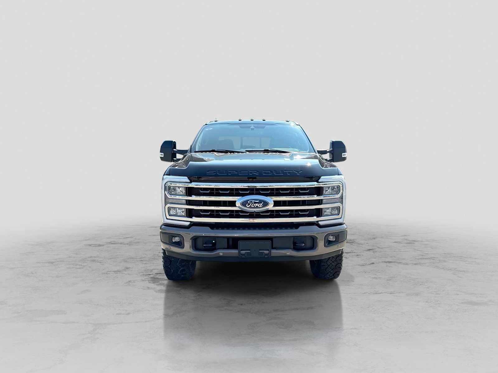 Certified 2023 Ford F250 King Ranch w/ Tremor Off-Road Package AWD/4WD image 9