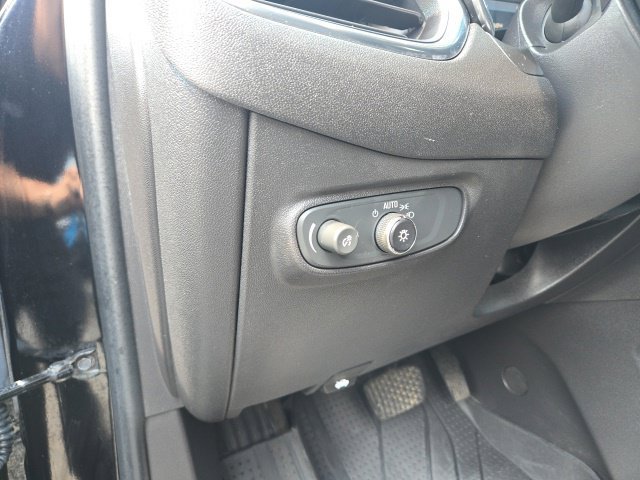 Used 2024 Chevrolet Equinox LT AWD/4WD image 23