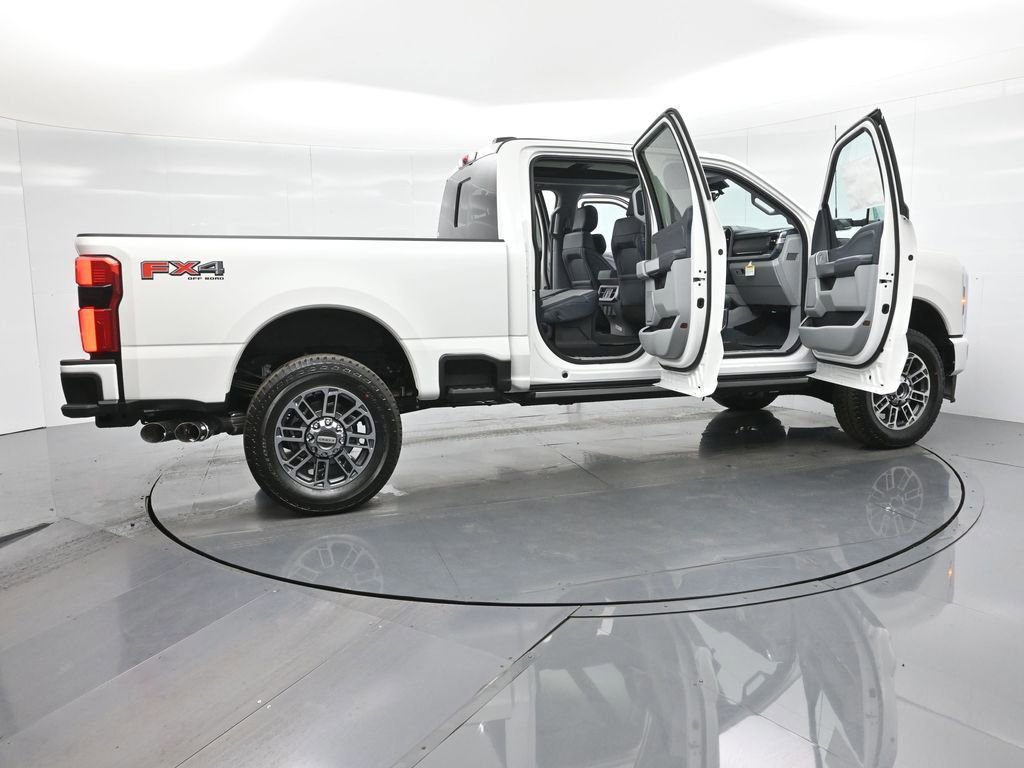Certified 2024 Ford F250 Limited w/ FX4 Off-Road Package image 32