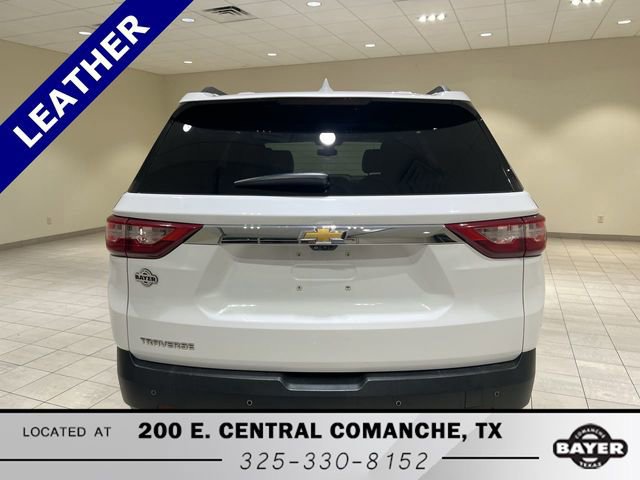Used 2021 Chevrolet Traverse LT w/ LT Premium Package image 3