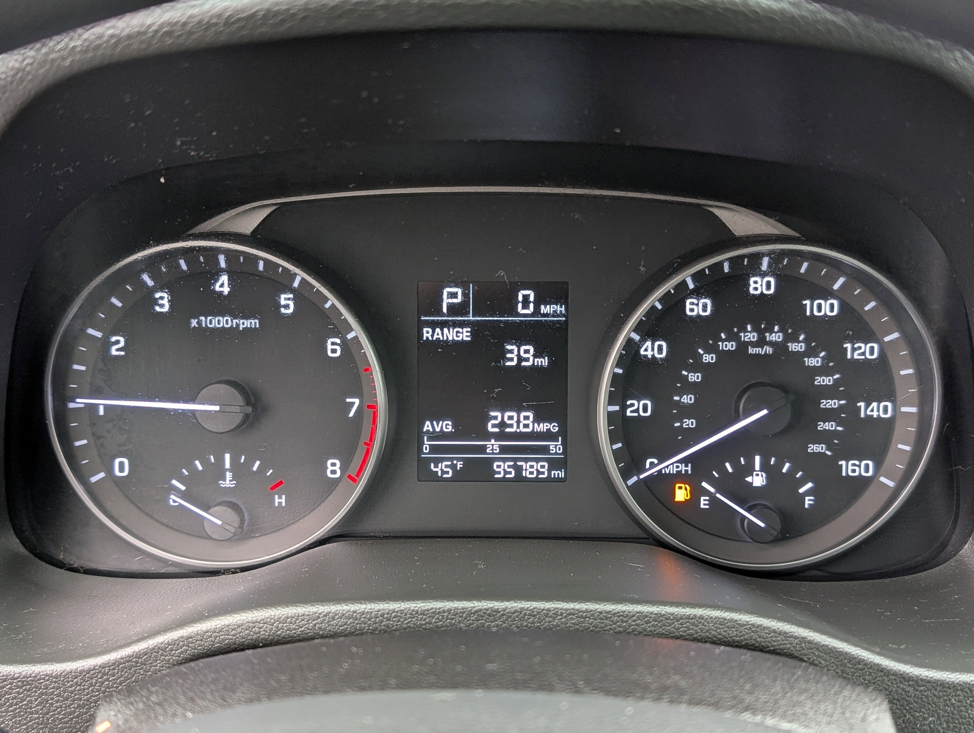 Used 2017 Hyundai Elantra SE image 24