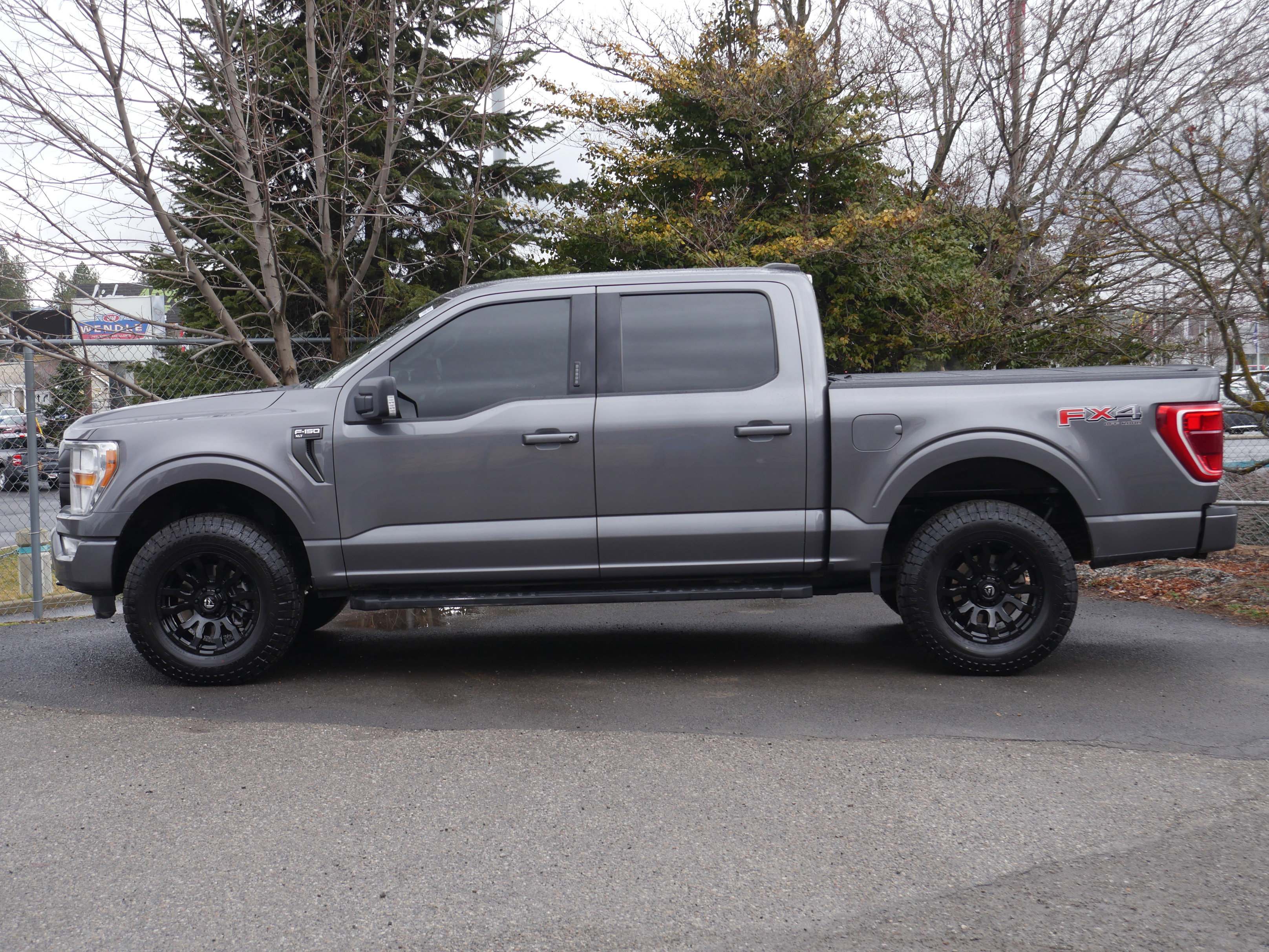 Certified 2021 Ford F150 XLT w/ Equipment Group 301A Mid image 5
