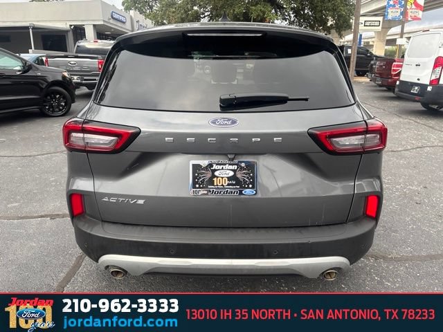 Certified 2023 Ford Escape Active w/ Tech Pack #1 FWD image 5