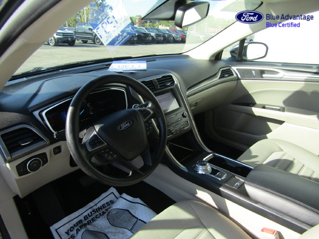Certified 2019 Ford Fusion SE FWD image 21