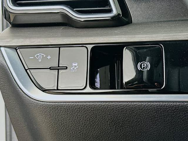 Used 2023 Kia Sportage X-Line AWD/4WD image 27