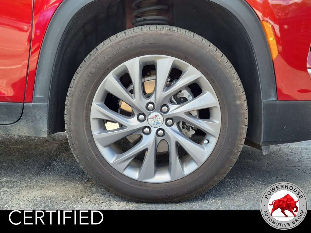 Used 2025 Buick Enclave Preferred AWD/4WD image 11