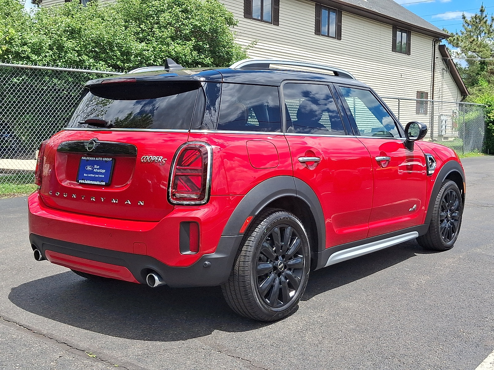Used 2023 MINI Cooper Countryman S w/ Signature Upholstery Package AWD/4WD image 7