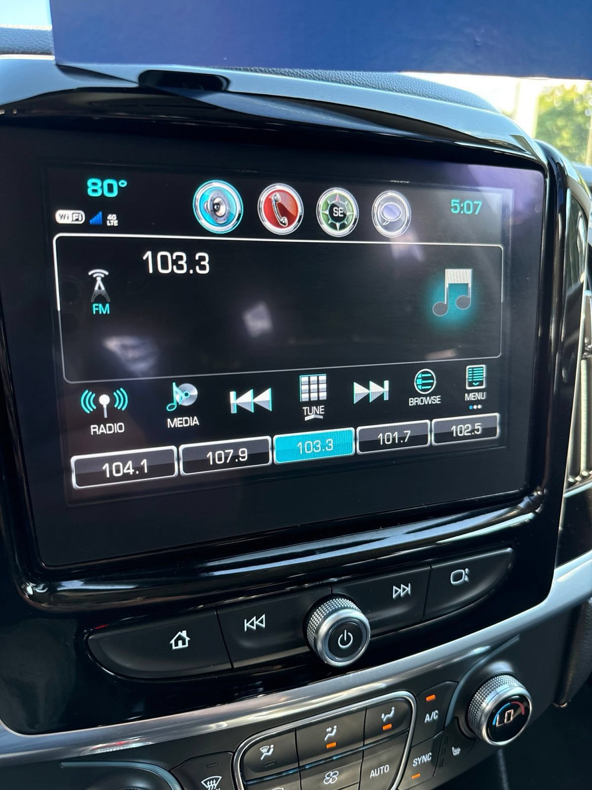 Used 2019 Chevrolet Traverse LT AWD/4WD image 16
