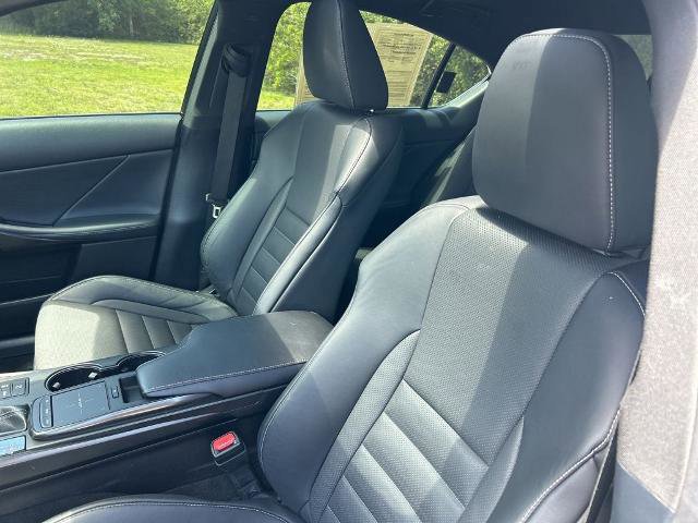 Used 2022 Lexus IS 350 F Sport RWD image 20