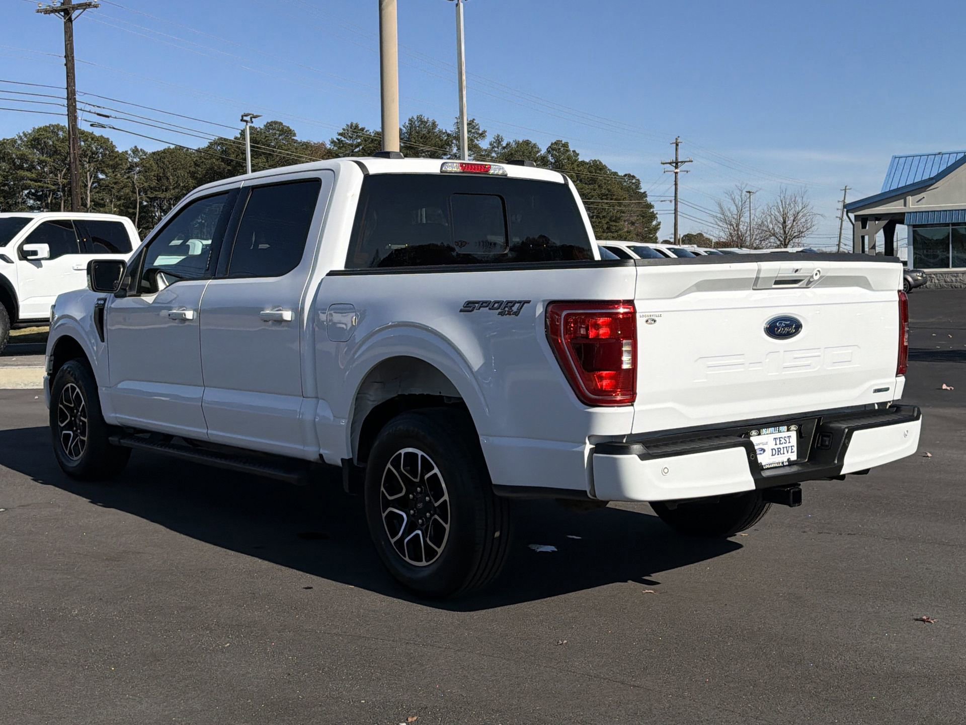 Certified 2022 Ford F150 XLT w/ Equipment Group 302A High image 5