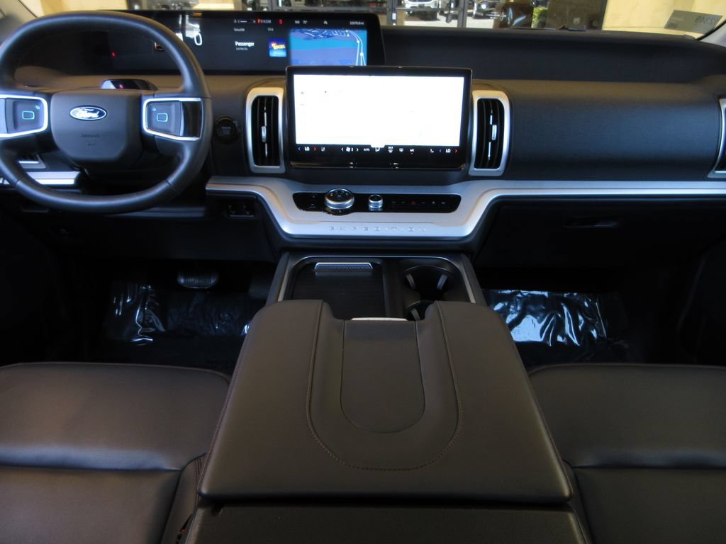 Certified 2025 Ford Expedition Max Active RWD image 17